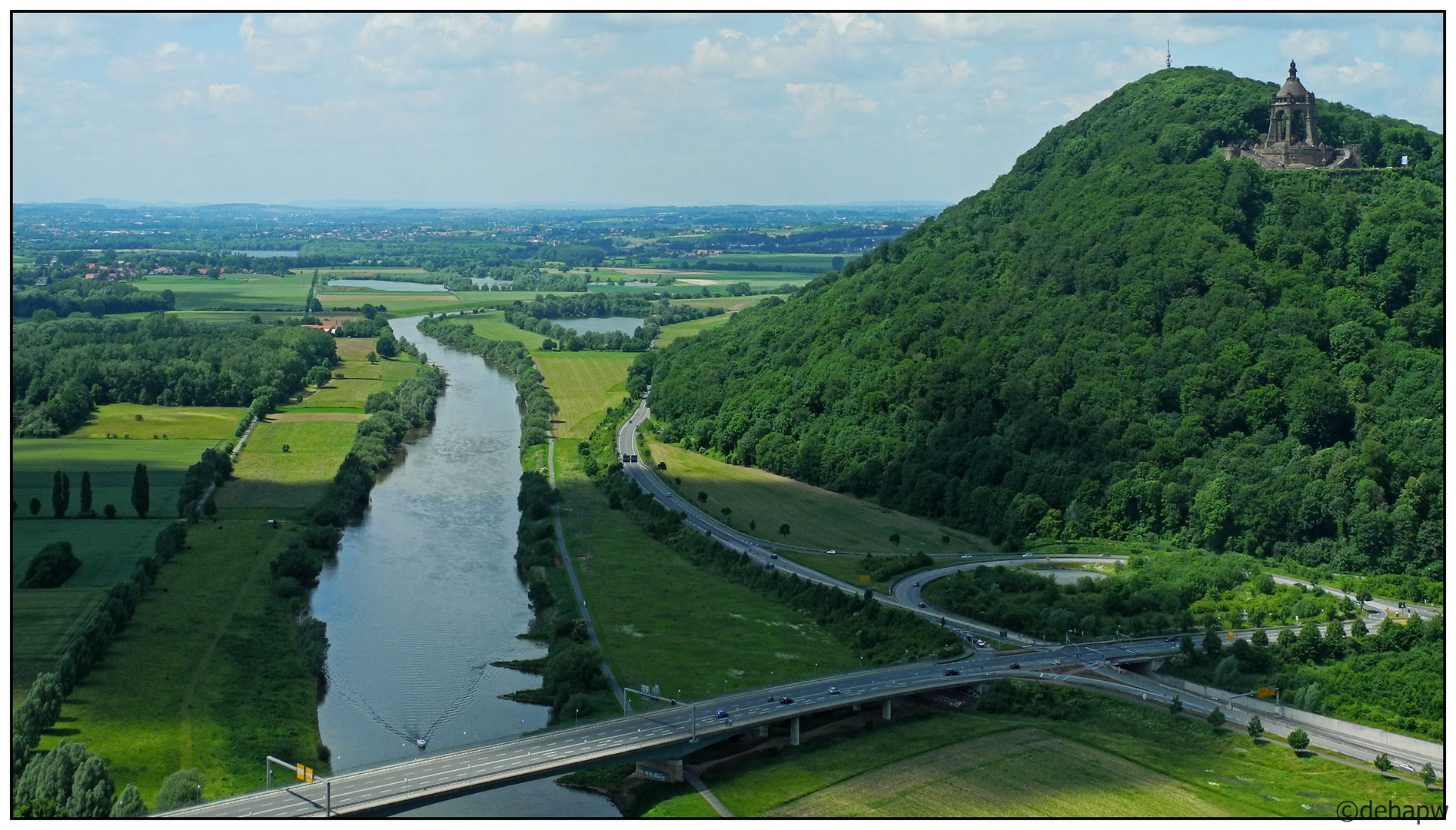 Blick vom Jakobsberg auf die Porta und zum Kaiser-Wilhelm-Denkmal