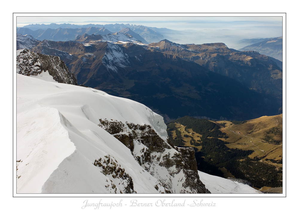 Blick vom Jungfraujoch ins Berner Oberland