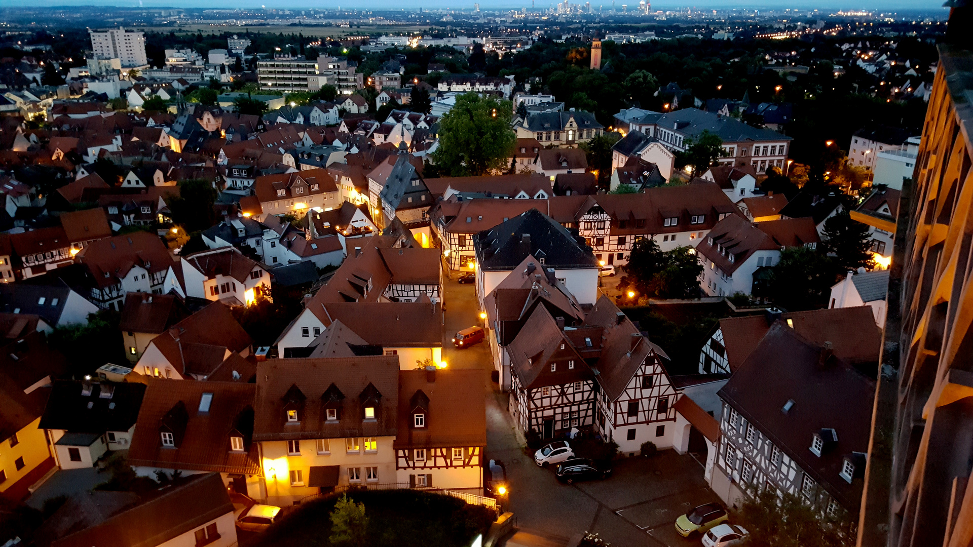 Blick vom Kirchturm der St.Ursula Kirche in Oberursel