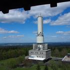 Blick vom kleinen auf den großen Bruder