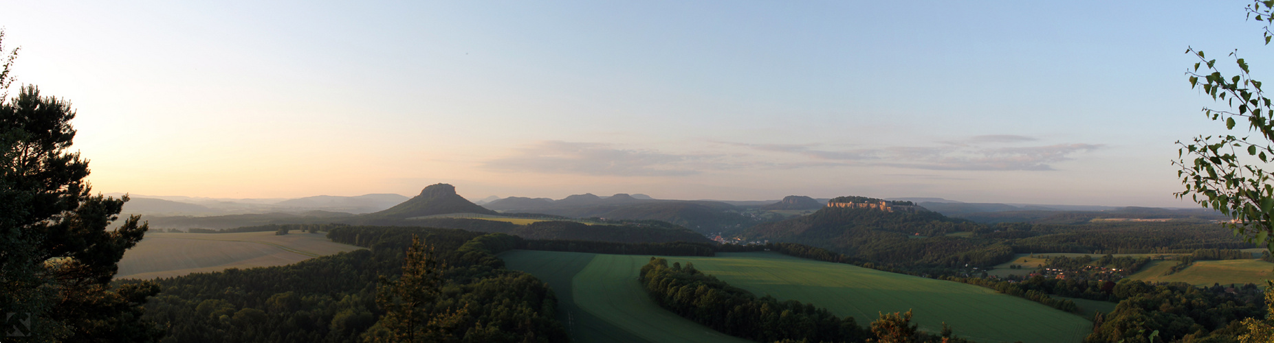 Blick vom kleinen Bärenstein zur Morgenstund