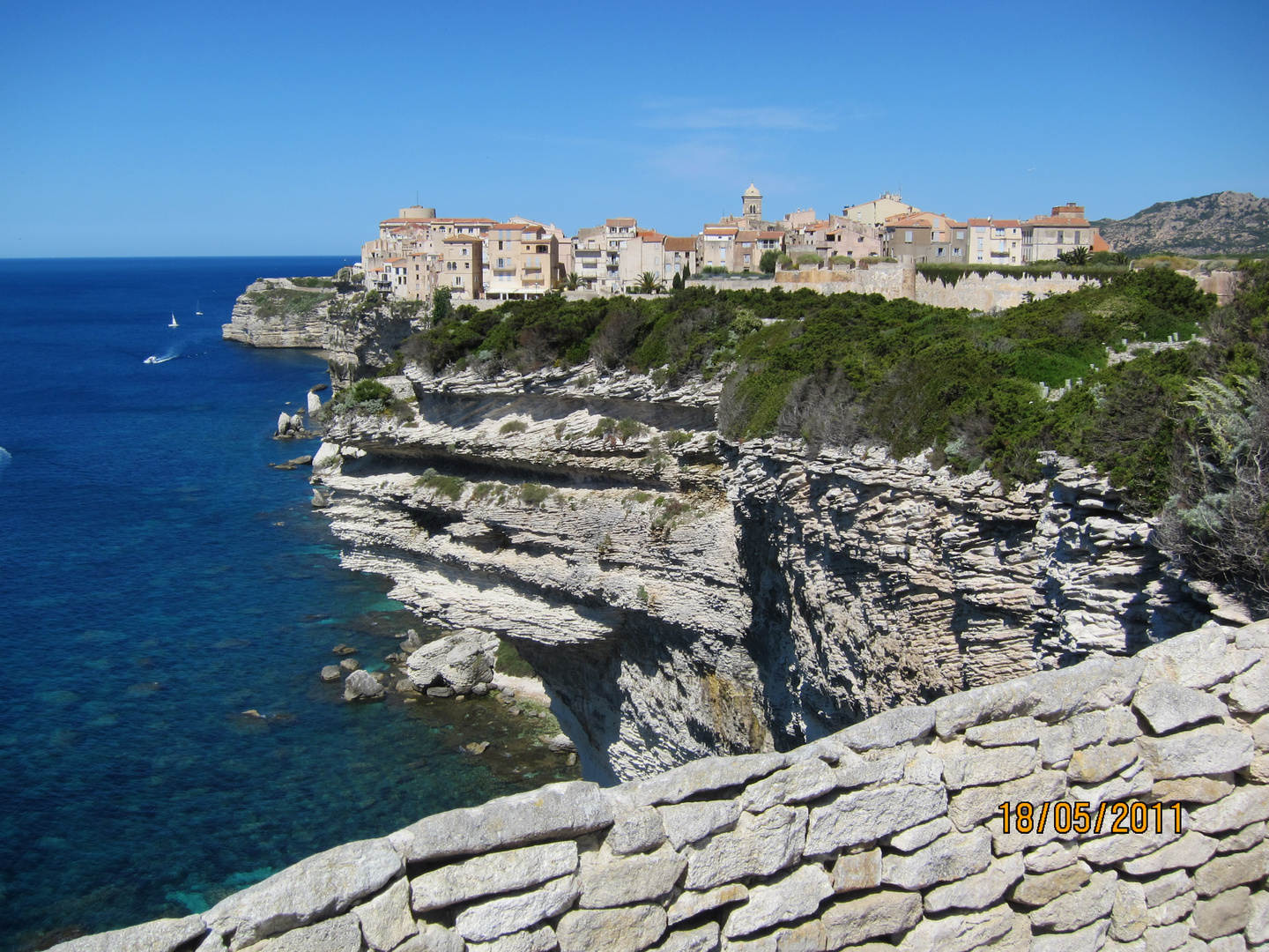 Blick vom Klippenweg auf Bonifacio