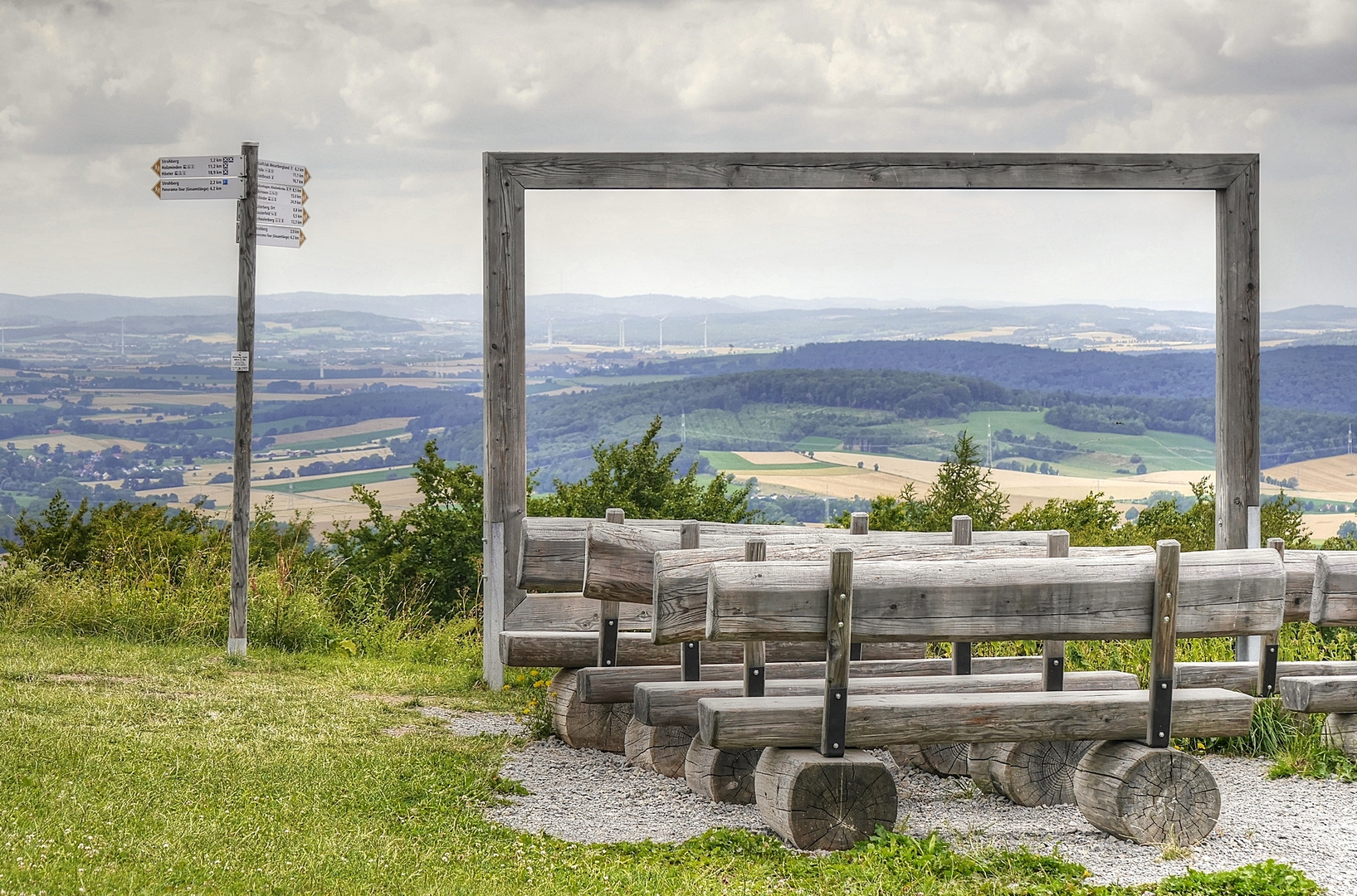 Blick vom Köterberg ins Lipper Bergland