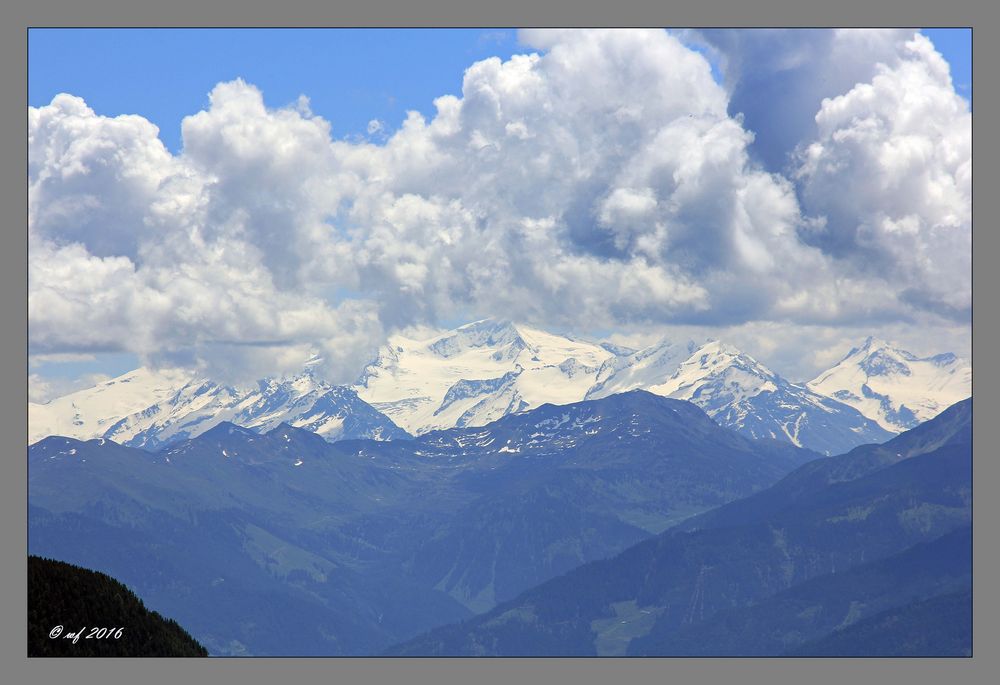 Blick vom Kufsteinhaus auf die Zillertaler Alpen