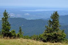 Blick vom Latschenkopf nach Nordwesten ...