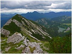 Blick vom Miesinggipfel auf den Soinsee