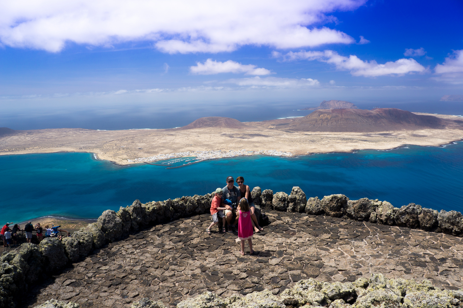 Blick vom Mirador del Rio auf die Isla Graciosa