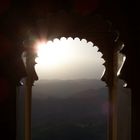 blick vom monsoon palace in udaipur