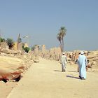 Blick vom Mut-Tempel von der ehemaligen Sphingenalle zum 10. Pylon vom Karnak-Tempel