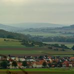 Blick vom Northeimer Segelflugplatz in Richtung Harz .Südniedersachsen.