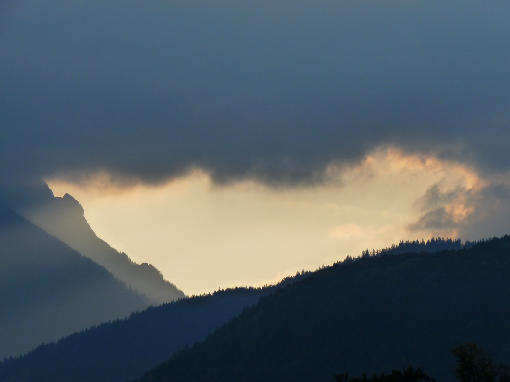 Blick vom Oberkälberstein mit 12-fach Zoom