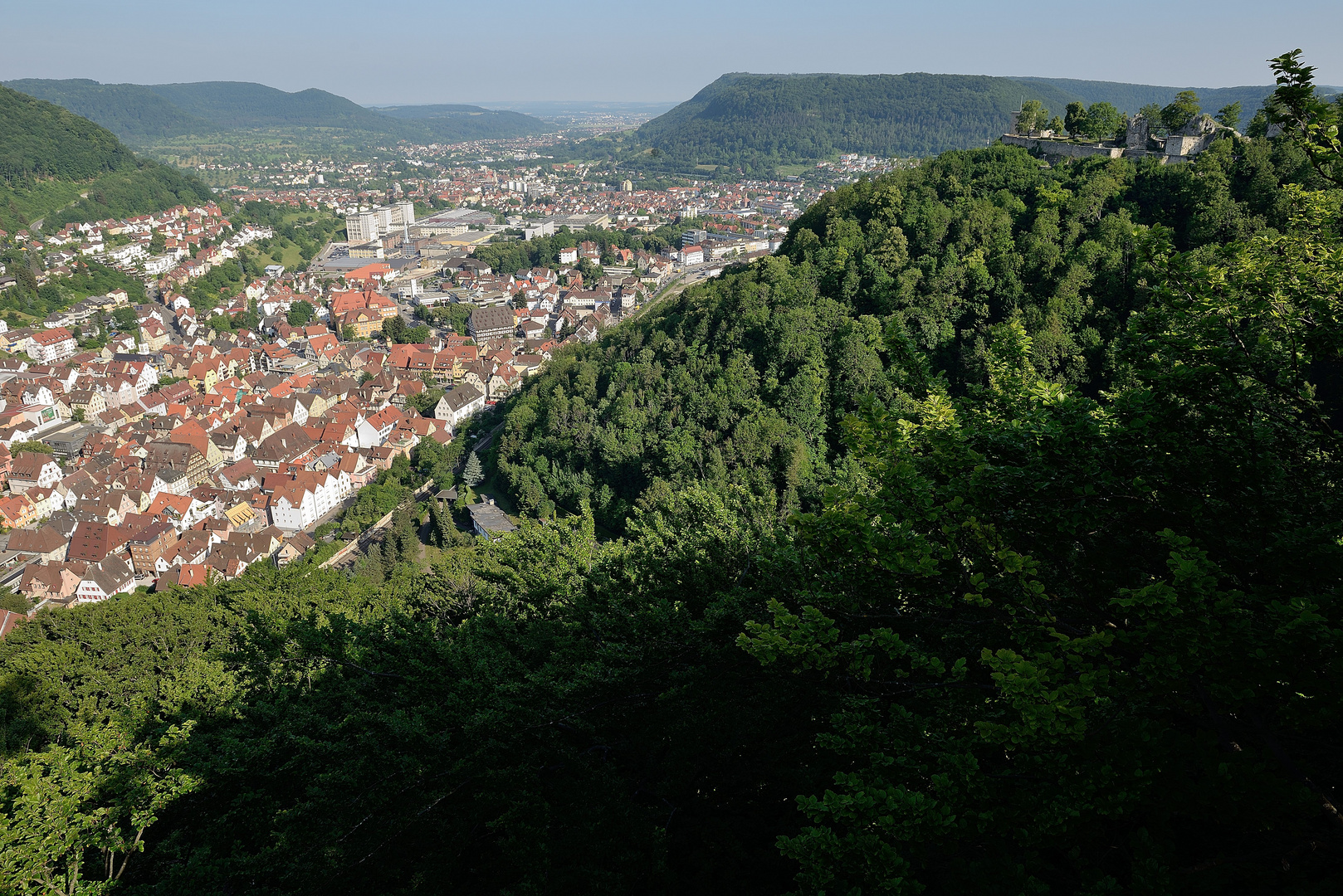 Blick vom Ödenturm auf Geislingen Steige