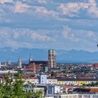Blick vom Olympiaberg auf München City