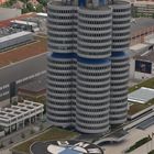 Blick vom Olympiaturm auf das BMW Haus "Vierzylinder"