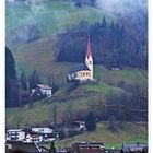 Blick vom Ort auf die Kirche