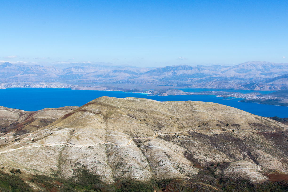 Blick vom Pantokrator Richtung Albanien