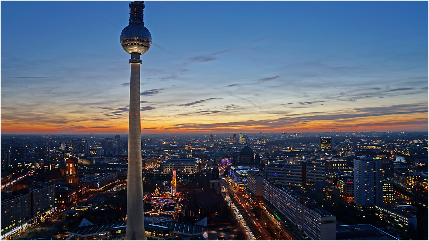 Blick vom Park Inn, Berlin Alexanderplatz 01