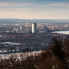 Blick vom Petersberg auf die Bundesstadt Bonn und die Köln-Bonner-Bucht