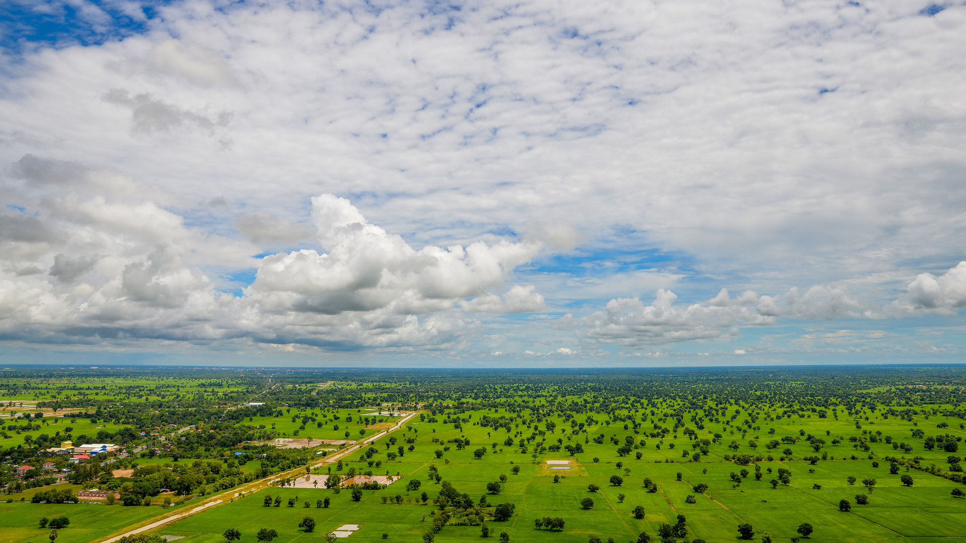 Blick vom Phnom Sampeau 04