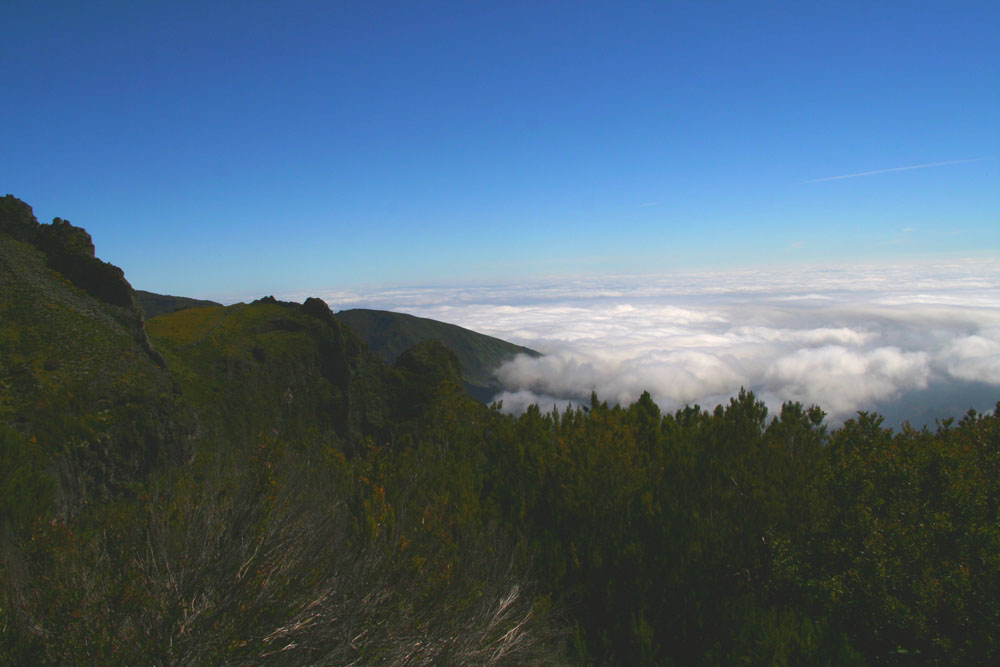 Blick vom Pico do Areeiro (1815m)-Madeira