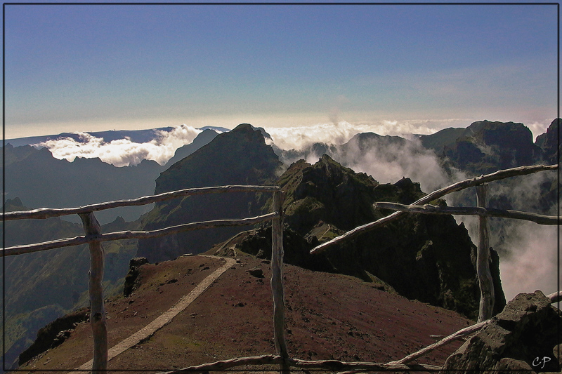 Blick vom Pico do Arieiro (1.818 m)