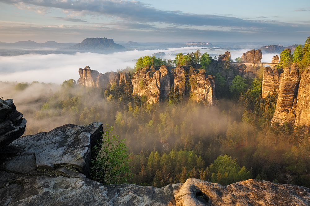 Blick vom Plattenstein gegen die Bastei Foto & Bild deutschland