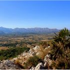 Blick vom Puig de Sant Marti hinüber nach Pollensa, zur Bucht von Pollensa....