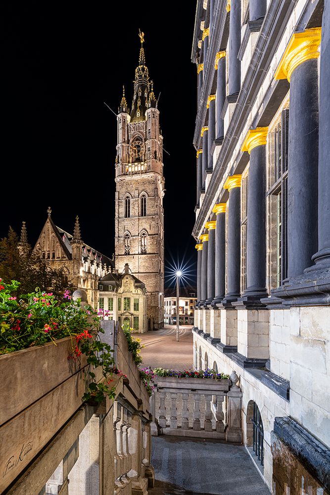 Blick vom Rathaus zum Belfried 