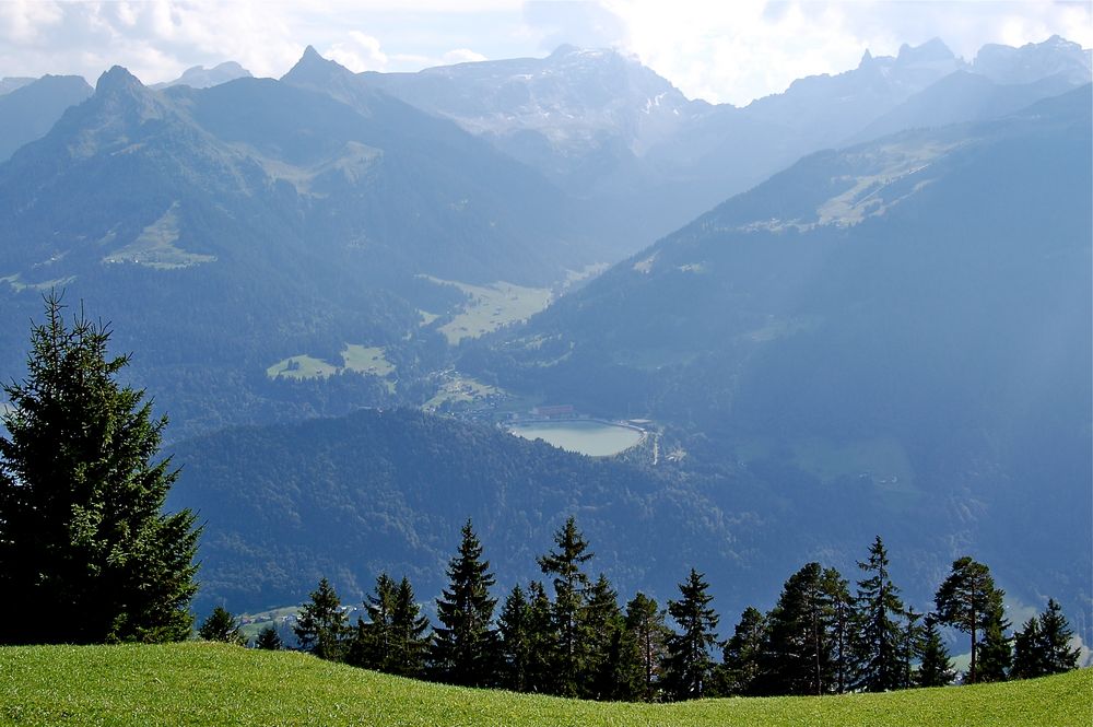 Blick vom Rellseck zum Golm mit Speicherbecken Latschau (r) und Hochjoch (l)