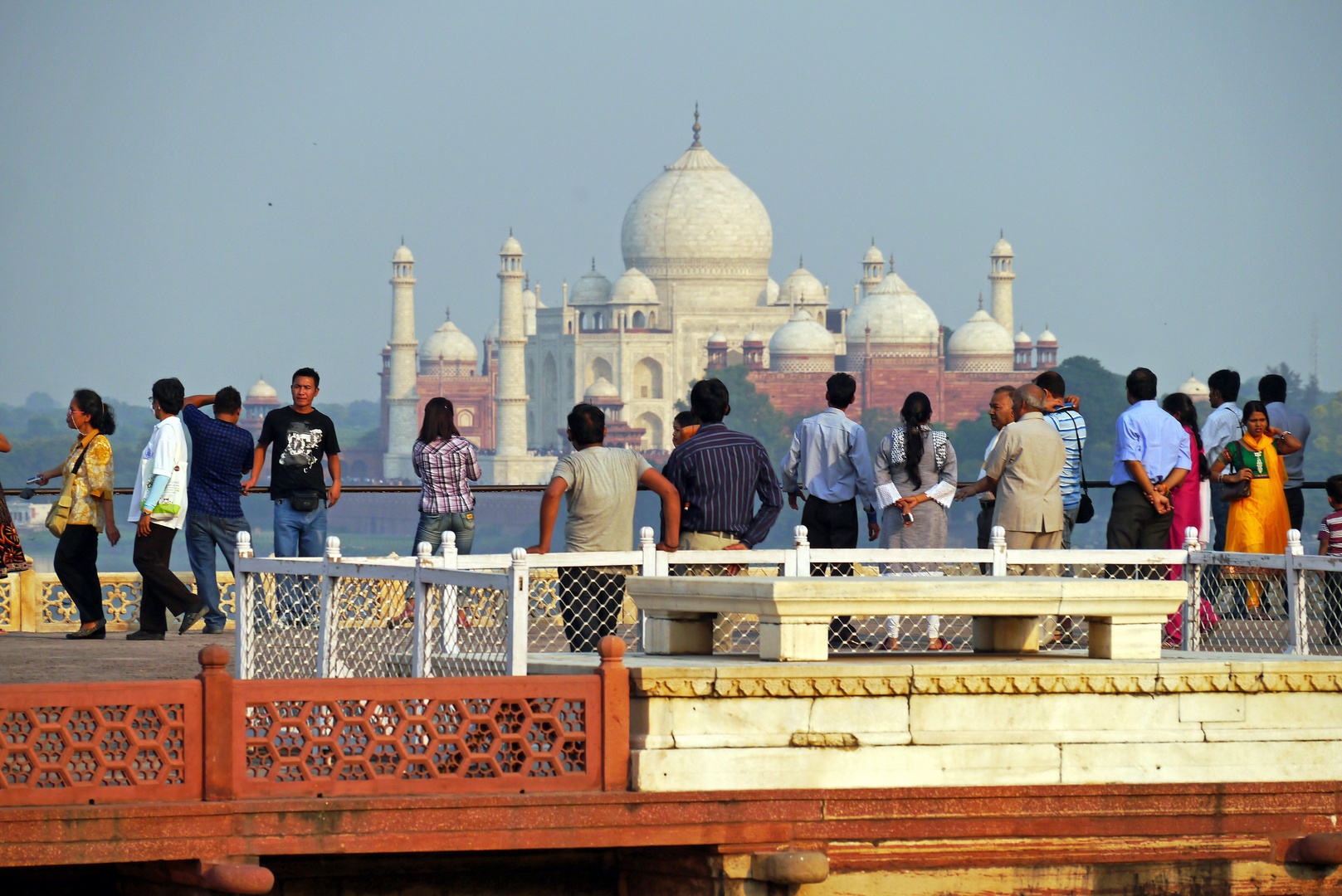 Blick vom Roten Fort auf das Taj Mahal