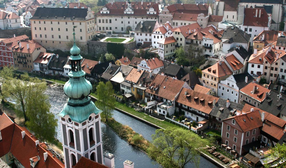 BLICK VOM RUNDTURM AUF ALTSTADT UND MOLDAU