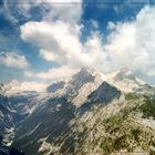 Blick vom Schachener Aussichtspavillion auf Alp- und Zugspitze