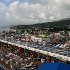 Blick vom Schiff auf Roseau, Dominica