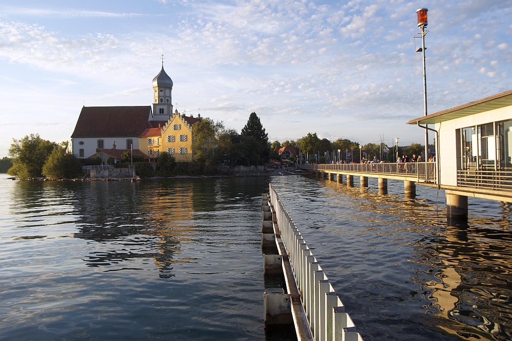 Blick vom Schiffsanleger Wasserburg / Bodensee