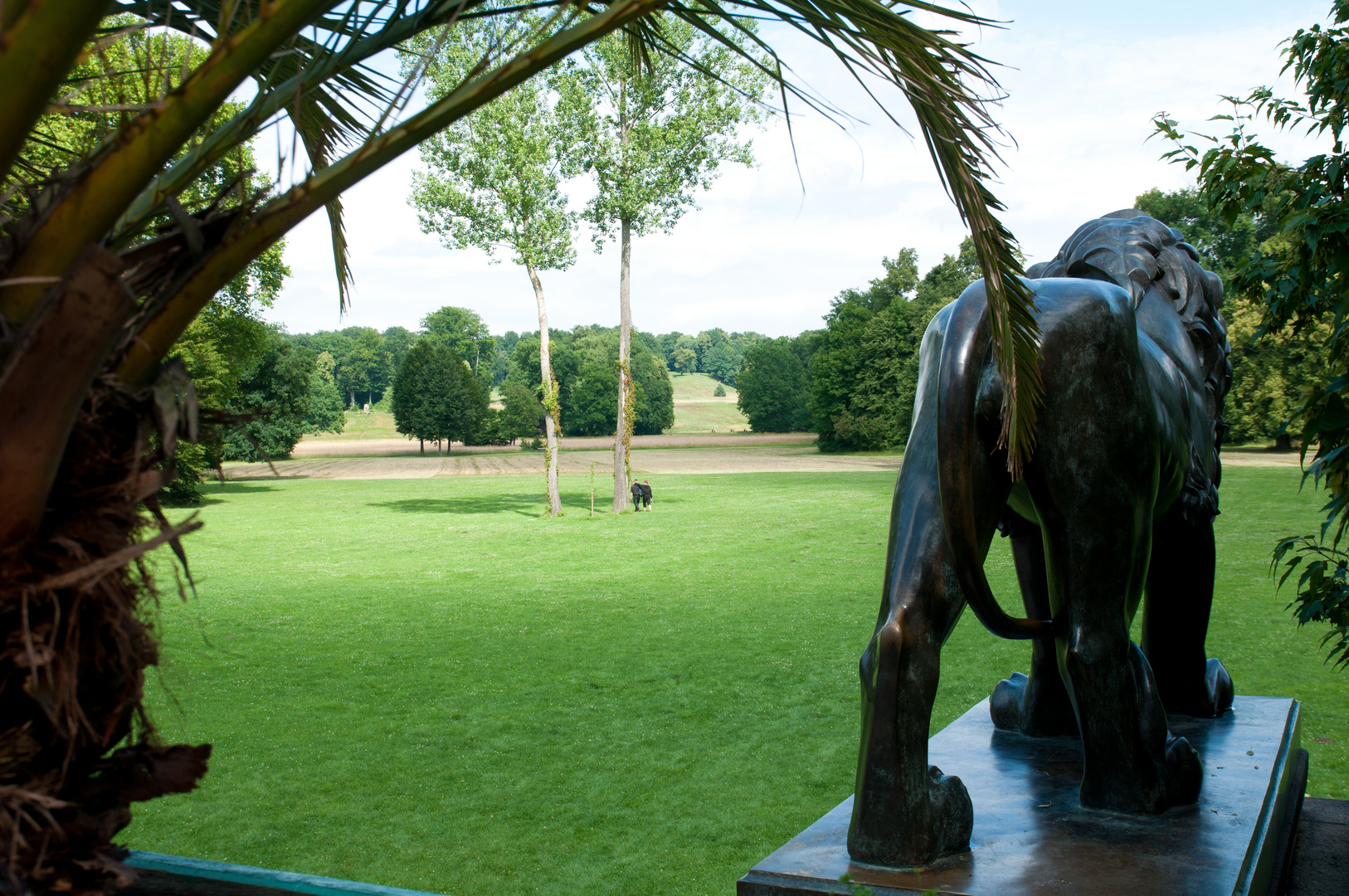 Blick vom Schloss Fürst Pücklers in den Park