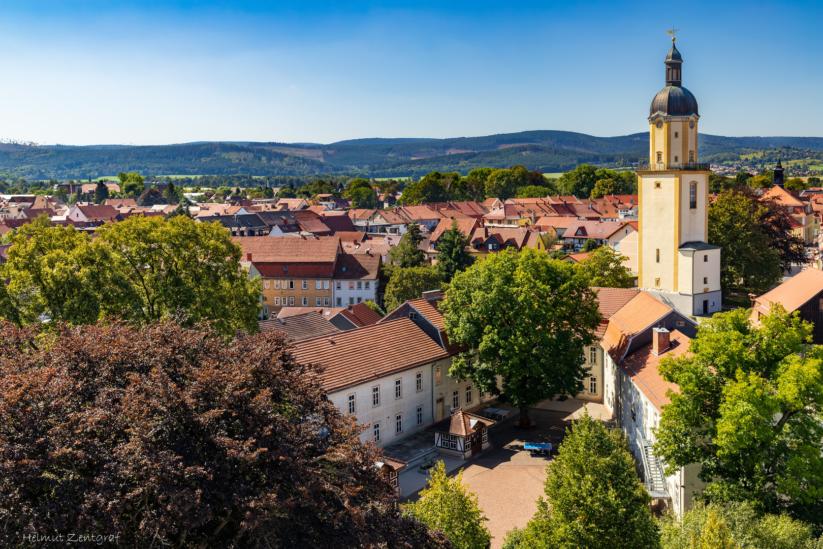 Blick vom Schlossturm über die Michaelis-Schule