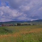 Blick vom See zum Dorf (vista del lago al pueblo)