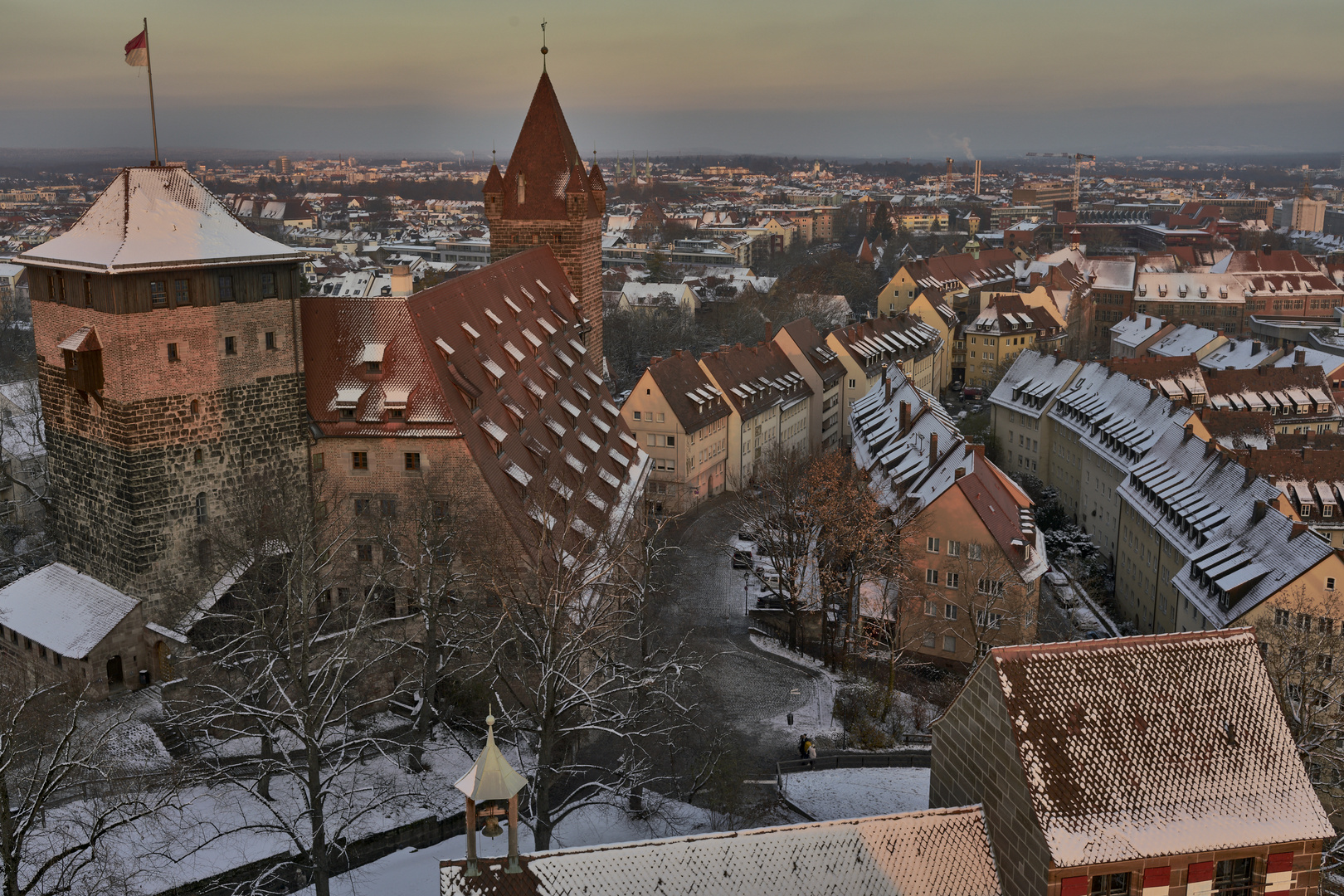 Blick vom Sinwellturm auf die Jugendherberge