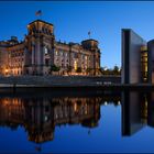 Blick vom Spreebogen auf den Reichstag