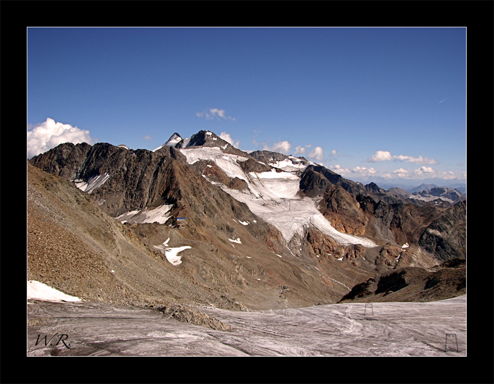 Blick vom Stubaier Gletscher Richtung Süden.....