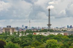  Blick vom Teufelsberg auf Berlin