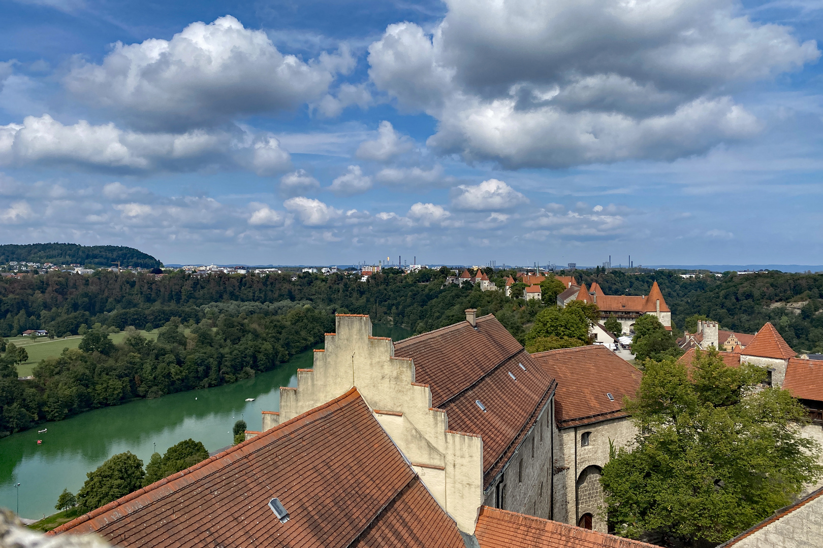 Blick vom Turm der Burg zu Burghausen