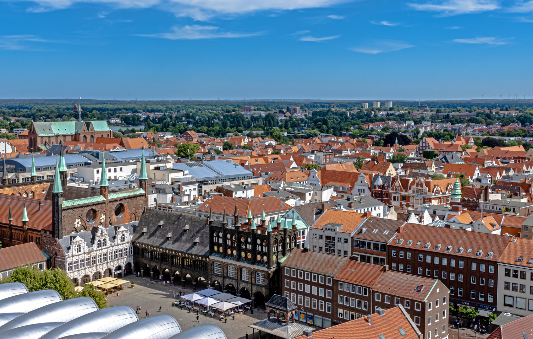 Blick vom Turm der Str. Petrikirche Lübeck