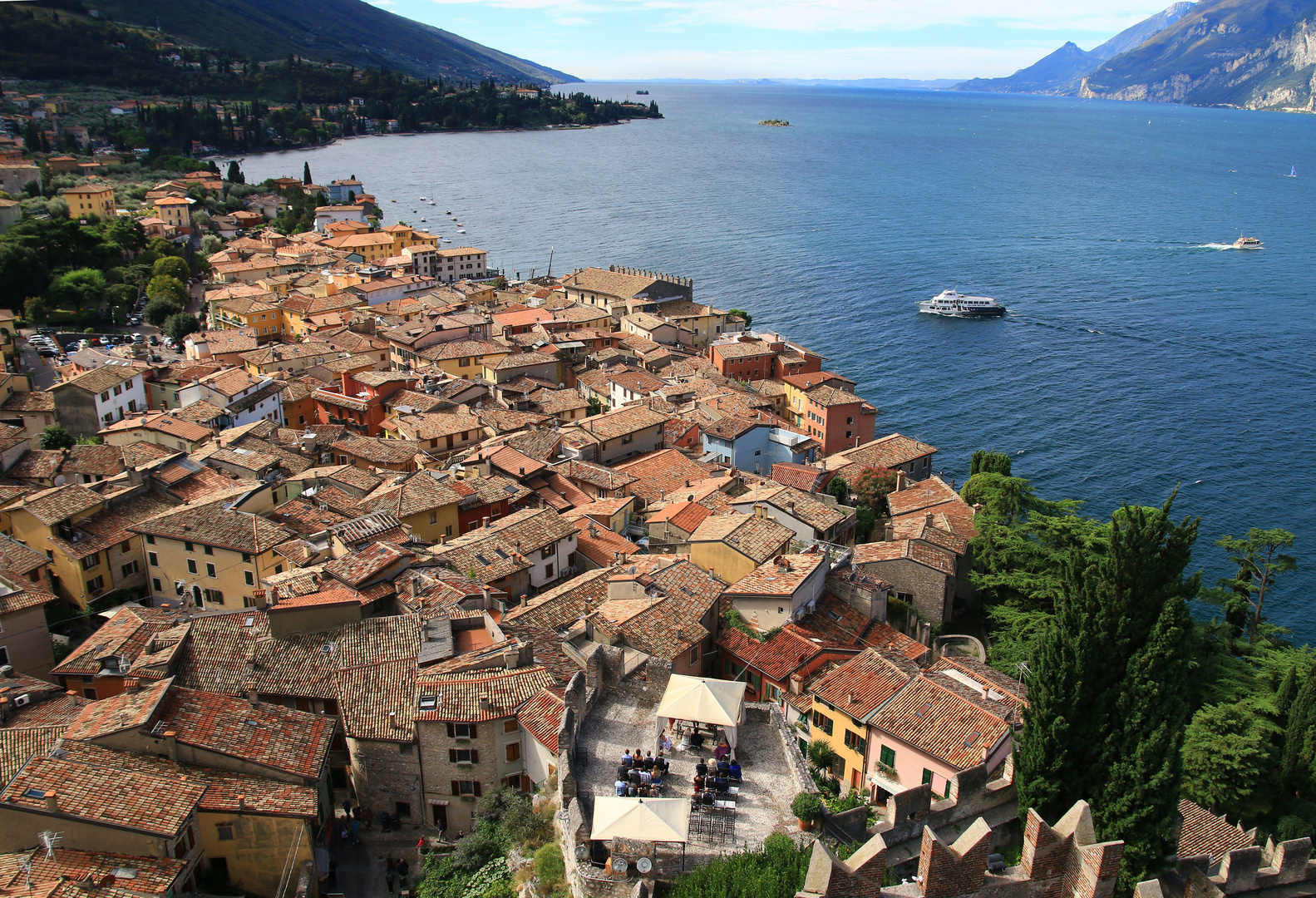 Blick vom Turm des Scaliger Castle in Malcesine