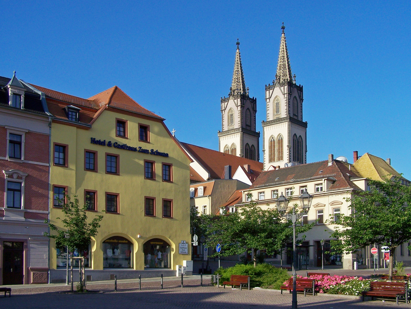 Blick vom unteren Markt hinauf zur St.-Aegidien-Kirche zu Oschatz