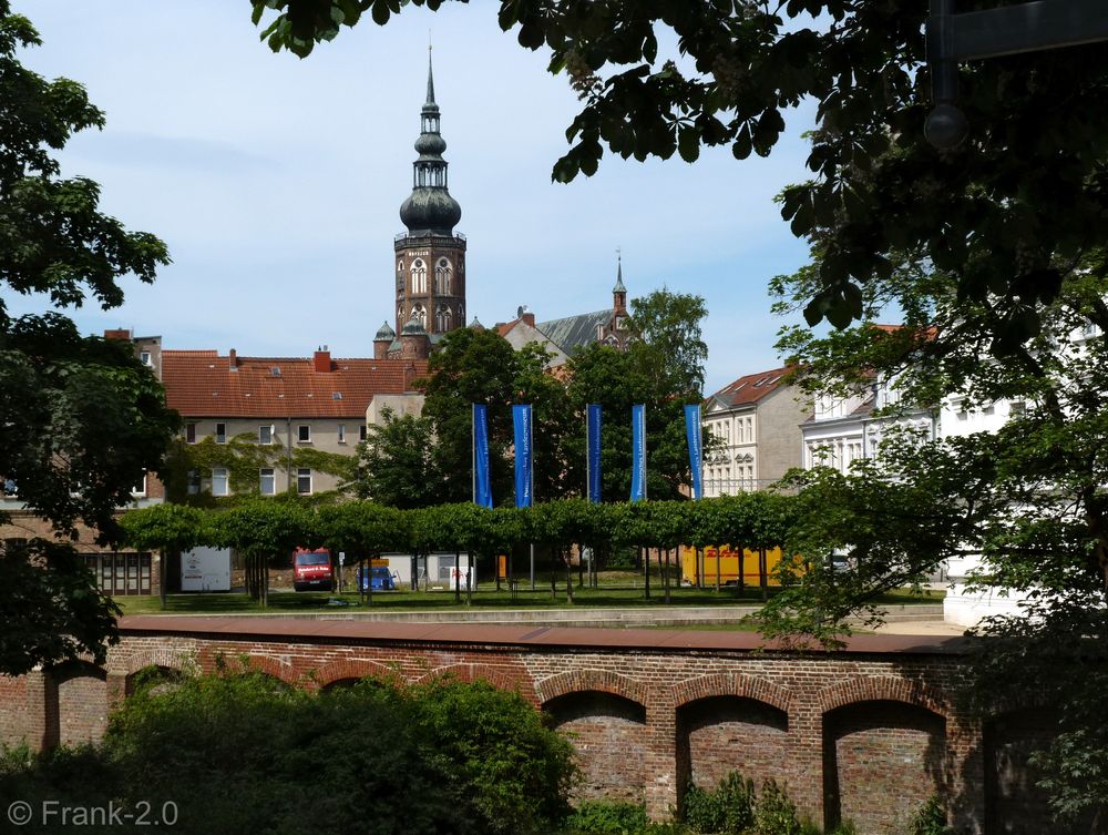 Blick vom Wall auf den Dom