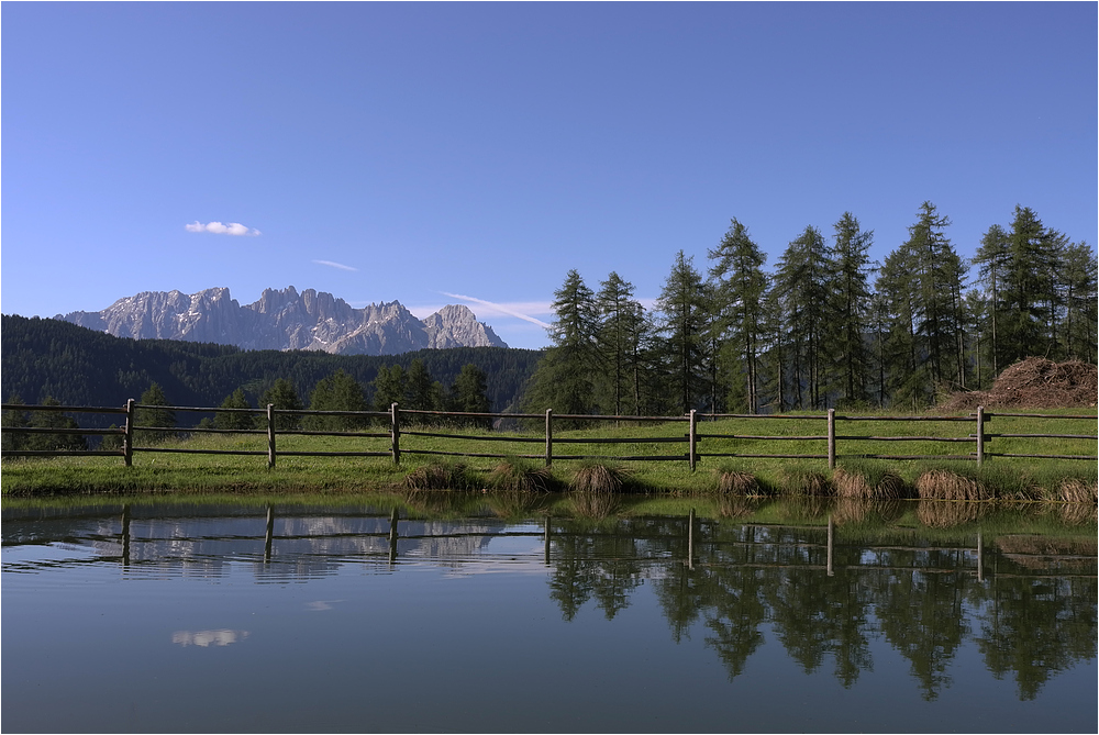 Blick vom Wuhner Weiher zum Latemar