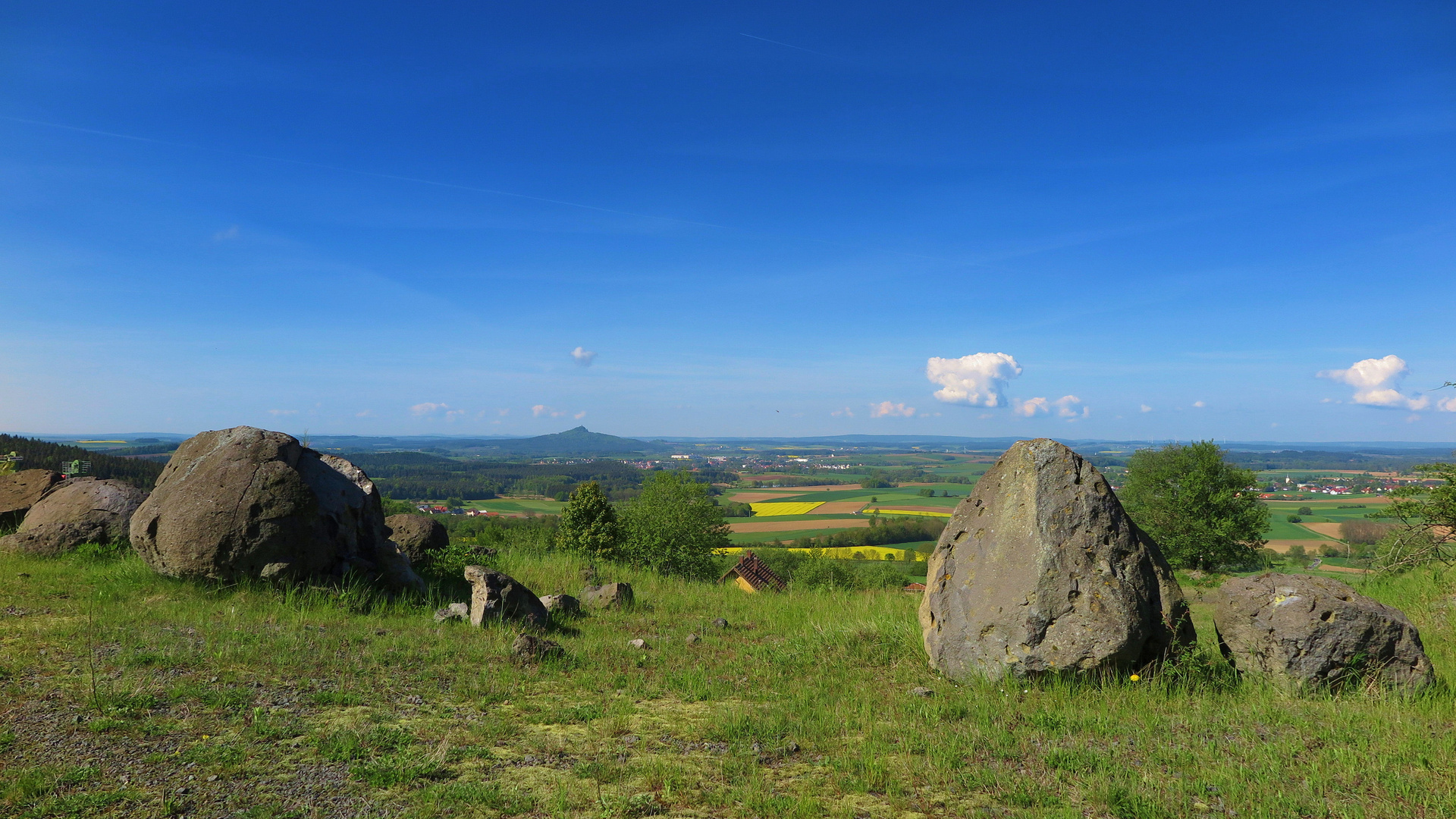 Blick vom Zinster Berg auf den Rauhen Kulm