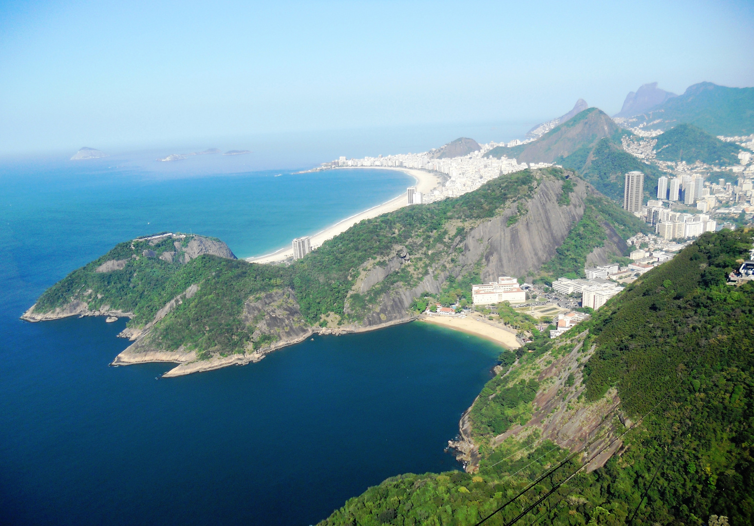 Blick vom Zuckerhut auf die Copacabana Foto &amp; Bild | south america ...