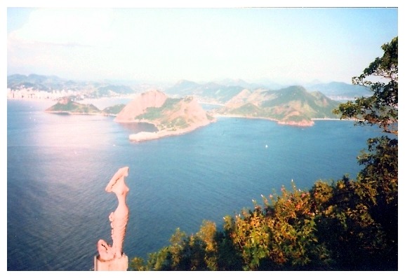 Blick vom Zuckerhut auf Niteroi und die Guanabara-Bucht